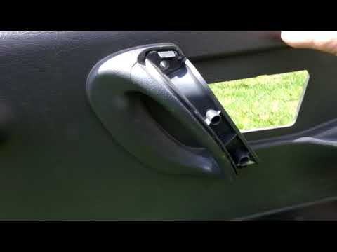 Видео: берлинго 1 - партнер 1 снятие обшивки пассажирской двери