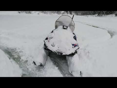 Видео: Тяжёлый снег середины Декабря, РМ Тайга 500, Yamaha VK540, Composit