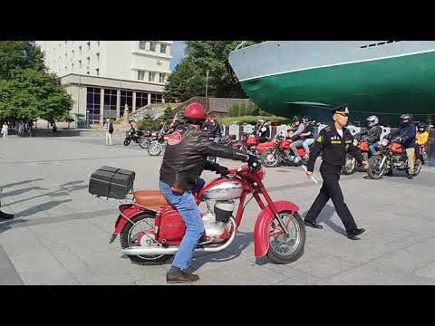 Видео: СТАРТ МОТОПРОБЕГА ВО ВЛАДИВОСТОКЕ, КОРАБЕЛЬНАЯ НАБЕРЕЖНАЯ 