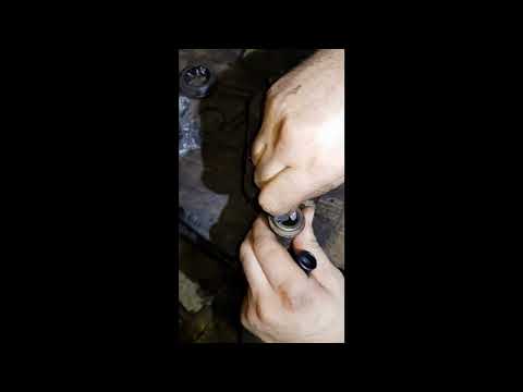 Видео: Ивеко дейли ,Ремонт суппорта ,Коды ремкомплекта, Ивеко 5 50с15 2012г