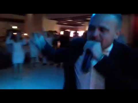 Видео: брат читает рэп на свадьбе у брата 😲🥺