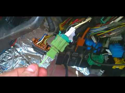 Видео: Подключение ЭЛЕКТРОЗЕРКАЛ НА ПАССАТ Б4.Connection ELEKTRO MIRRORS ON PASSAT B4  #RedWind#NeМЕХАНИК