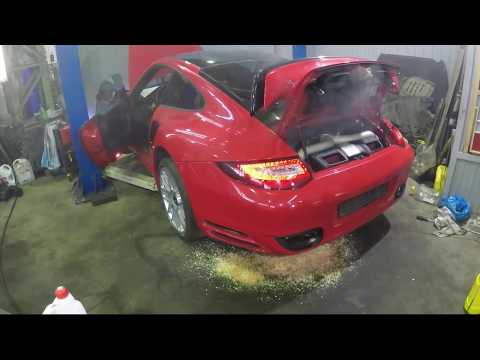 Видео: Ремонт двигателя Porsche 911