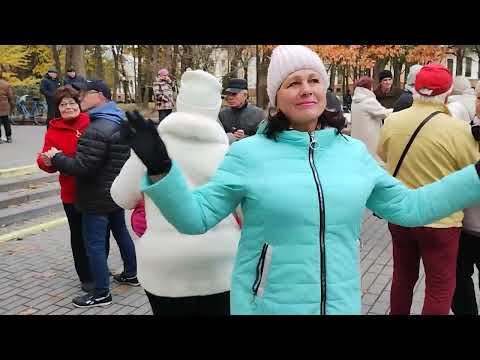 Видео: 02.11.2024.🥰🤔🤗На этом берегу. В Гомельском парке.