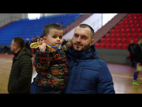 Видео: Сарни Арена. Лицарі шкіряного м'яча. Олімп