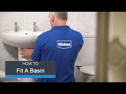 Видео: Wickes: как установить раковину и краны