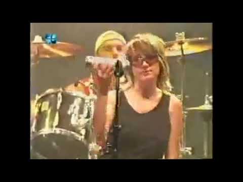 Видео: Земфира - " - 140 " (Израиль, Тель-Авив 18.09.2003)