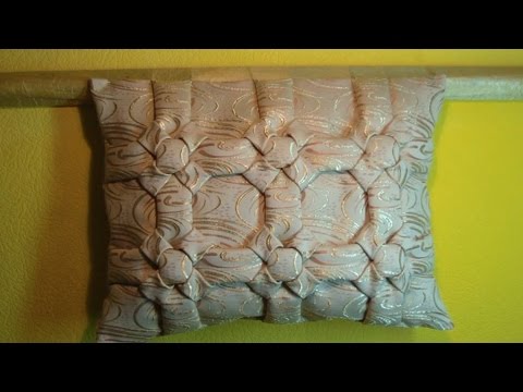 Видео: Декоративная подушка буфы, схема Квадраты урок1.
