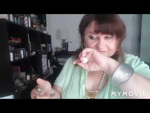 Видео: ОБЗОР Elizabeth Arden White Tea collection:WHITE TEA, WILD ROSE,WHITE TEA MANDARIN BLOSSOM#PERFUMES