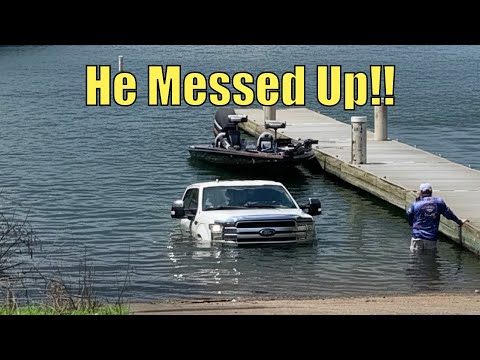 Видео: Он облажался!! | Тупые лодочники недели