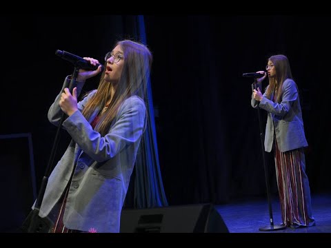 Видео: По діброві вітер виє - Малейко Даніела