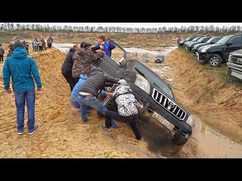 Видео: БИТВА TOYOTA PRADO 120 В КАРЬЕРЕ! ПРОТИВ ВСЕХ!