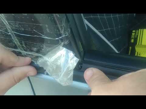 Видео: снятие и замена молдингов стёкол дверей(бархотки) на автомобиле тойота RAV 4