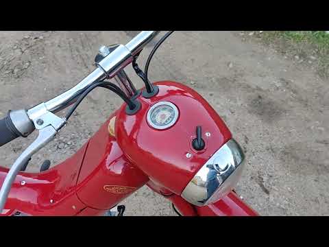 Видео: Ява 50 тип 555 "Пионер", в двух шагах от финиша...