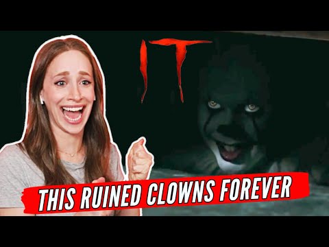 Видео: Первый раз смотрю «Оно» (2017), часть 1. Реакция... Эти клоуны навсегда разрушены.