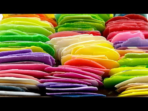 Видео: ASMR Crushing soap plates. Ломаю мыльные пластинки. Satisfying video.