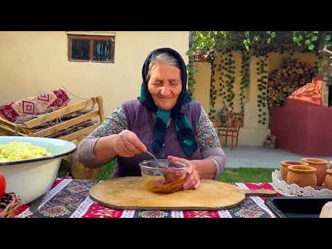 Видео: Бабушкины Рецепты: Большие Бараньи Ребрышки, Фаршированные Рисом, Приготовленные в Духовке!
