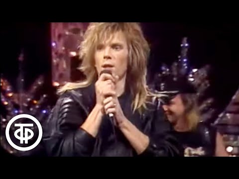 Видео: Виктор Салтыков и группа "Электроклуб" - "Ты замуж за него не выходи" (1988)