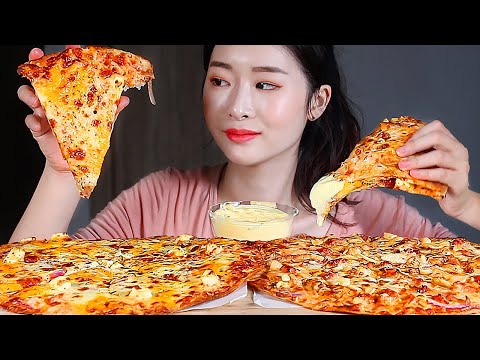 Видео: Пицца Хат Мега хрустящая пицца Сырная пицца Куриная пицца ASMR MUKBANG Eating Show