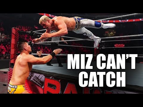 Видео: Приемы WWE, которые рестлеры АБСОЛЮТНО НЕНАВИДЕЛИ.