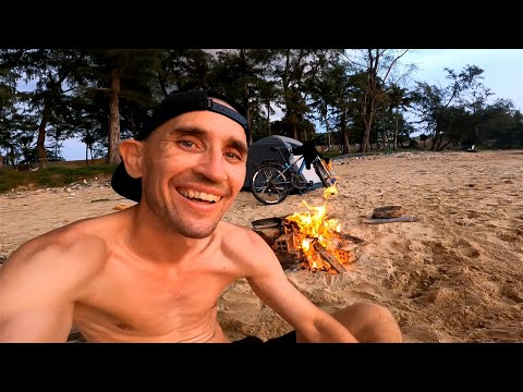 Видео: ВЕЛОСИПЕД, ПАЛАТКА, КОСТЕРОК - ЖИЗНЬ на ОСТРОВЕ ФУКУОК @Kamikadze Travel во Вьетнаме