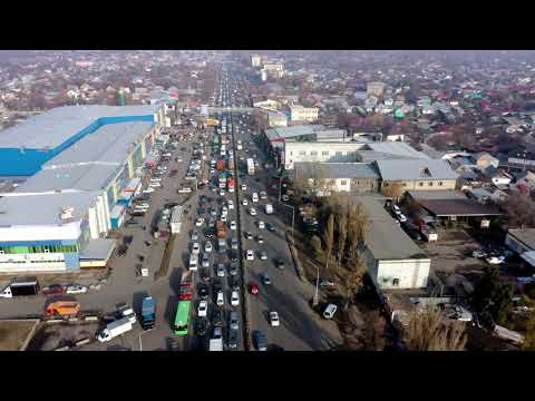 Видео: Алматы. Пробки на проспекте Рыскулова. Затруднено пересечение улицы Емцова.