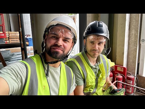 Видео: Два года жизни за границей! Моя новая работа в Лондоне!