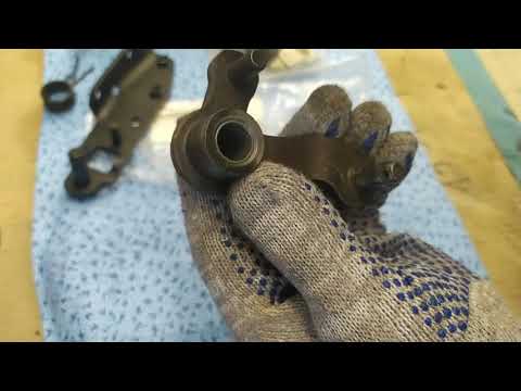 Видео: МКПП акцент ТагАЗ. Замена рычага переключения.