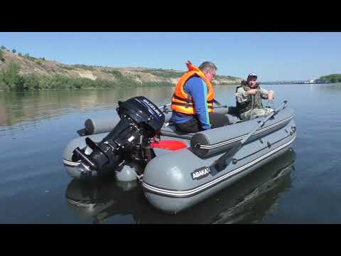 Видео: Обкатка лодки Solar 380 с мотором Tohatsu 9,9 и лодки Абакан 420 с мотором Suzuki 9,9