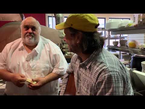 Видео: Сэндвич с сырным стейком «Филадельфия»