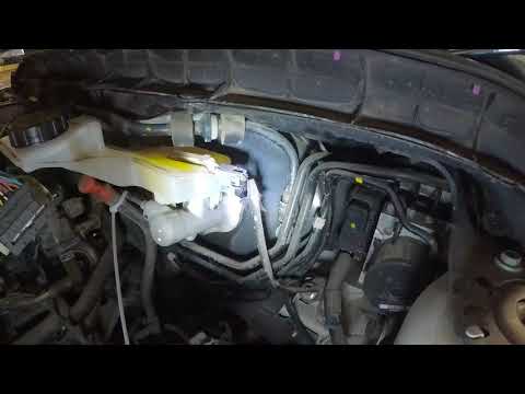 Видео: Замена электродвигателя вентилятора. Часть 3