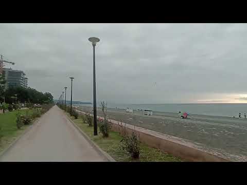 Видео: Набережная и пляж в Кобулети (Грузия) 12.07.2025