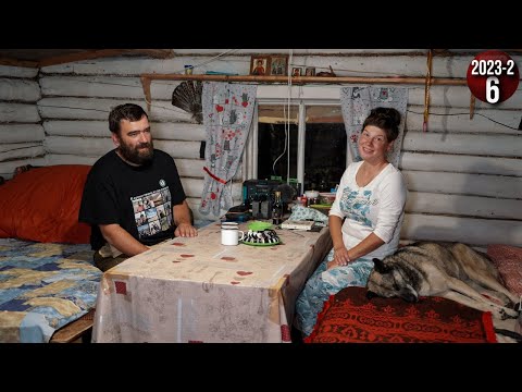 Видео: Уехали с женой жить в тайгу Приполярного Урала. Рыбалка. заготовка дров. Рыбные блюда таежников. 6с