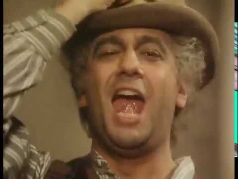 Видео: “Паяцы“   1982 г.  с субтитрами рус опера Доминго