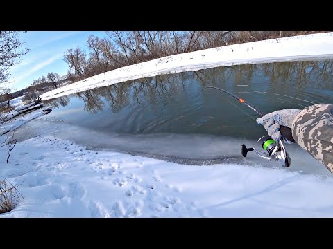 Видео: ПЕРВАЯ РЫБАЛКА НА СПИННИНГ И СРАЗУ БОРЬБА С БОЛЬШОЙ ЩУКОЙ! Рыбалка на спиннинг весной 2024.