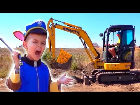 Видео: Тракторист и полицейский едут на задание