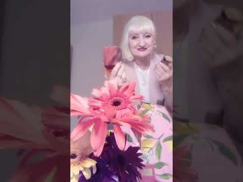 Видео: Східна Казка сімейства Ароматів AMBER ELIXIR...by Oriflame!