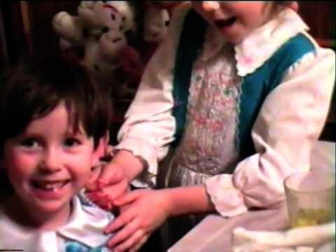 Видео: ДР Алины и Эльвины 12.1998