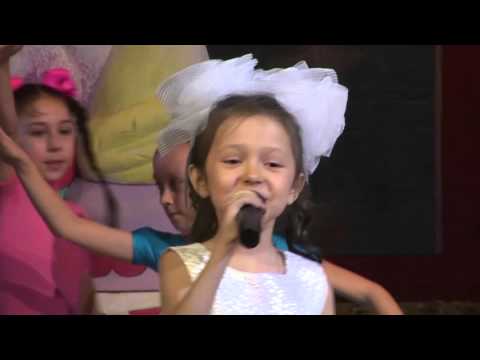 Видео: "Бабушка"