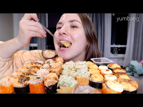 Видео: МУКБАНГ съем все? 10000 ккал РОЛЛЫ С ШАПКАМИ запеченный сет mukbang