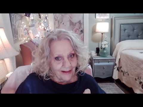 Видео: Новый блеск для губ от Lee. Интернет-мошенники, нацелившиеся на женщин старшего возраста.