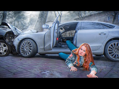 Видео: ПОМОГИТЕ! Маша ПОПАЛА в серьёзную АВАРИЮ!