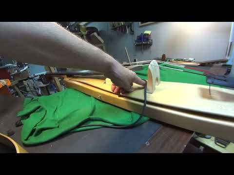 Видео: Реконструкция электроконтрабаса (стик) в мастерской "Магия Струн" Антона Юрьевича Хорина.