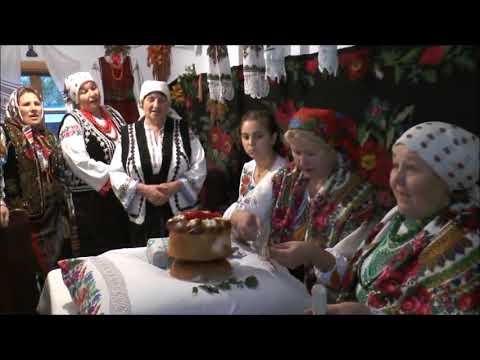 Видео: Народний обряд Пошиття вінка для молодих