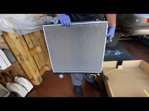 Видео: Hyunday Terracan - Замена радиатора - Radiator Replacing Hyundai Terracan  - החלפת רדיאטור טראקן