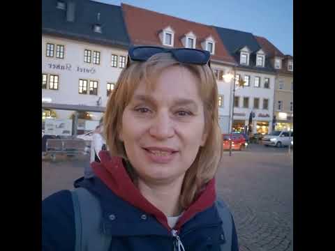 Видео: Работа в доме престарелых: уборка и уход.