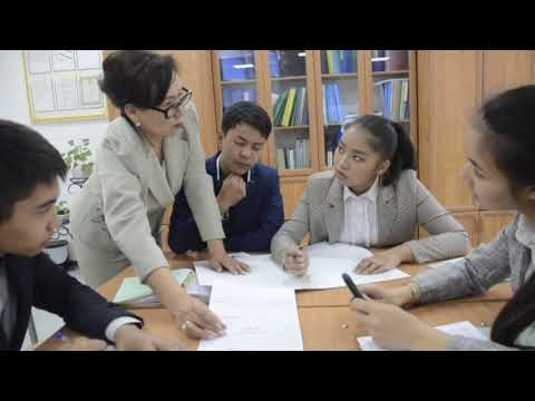 Видео: Урок  русского языка и литературы в 10 классе на тему Социальное неравенство.