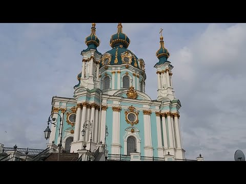 Видео: Прогулка-квест по Киеву! Ищем скульптуры из проекта "Шукай"!