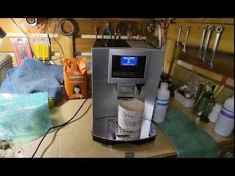 Видео: DeLonghi  Perfecta ESAM 5600 S, очистка молочной системы, выполнение удаления накипи.