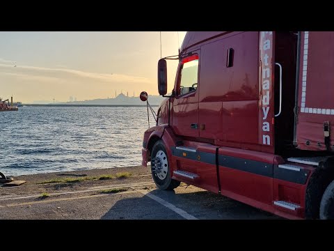 Видео: Землетрясение нас миновала во время Экскурсии по городу Стамбул в Турции